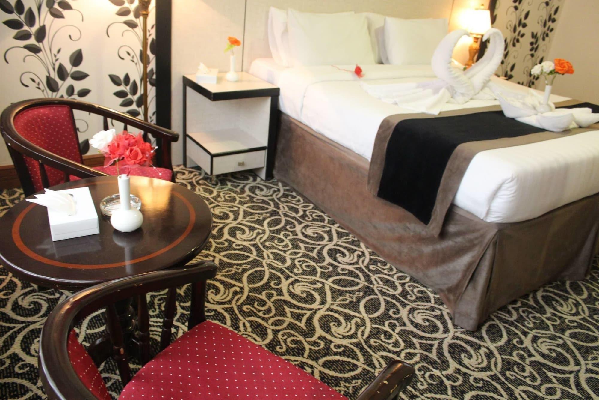Hotel Zowar International