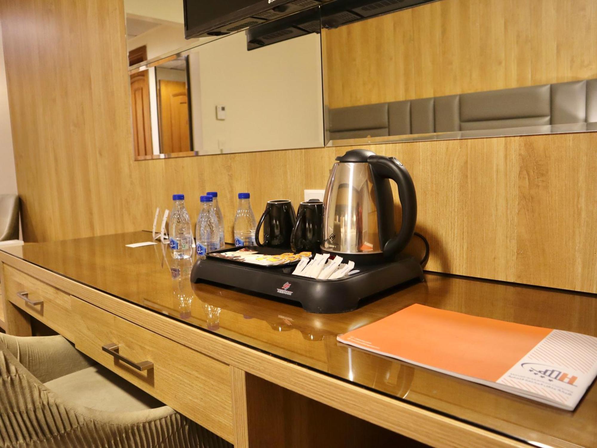 Zowar International Hotel Medina