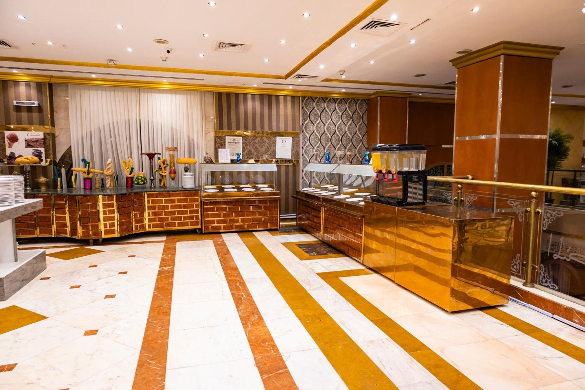Hotel Zowar International